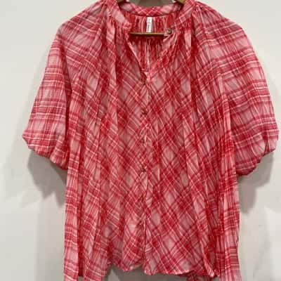 Spicy Sugar Womens  Size 10 Short Sleeve Top Checked / Coral / White 
