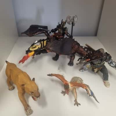 5 Papo Fantastic figurines