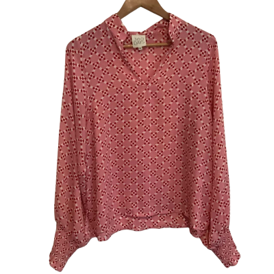 365 Days.  Pink Shirt.  Size M 