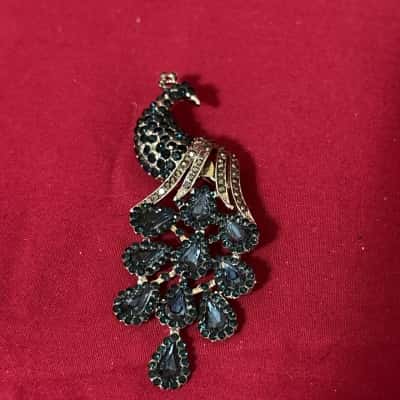  Women's Blue Crystal & Rhinestone Peacock Brooch 