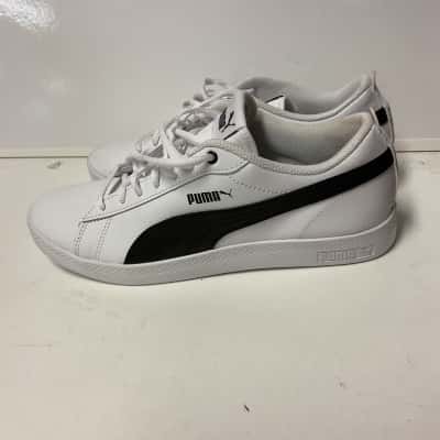 Puma Womens  Size US10 Sneakers White and black