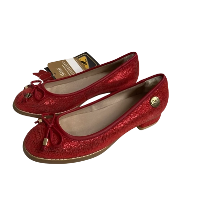 UGG Tasman Womens  Size 37 Ballet Flat Heels Red 