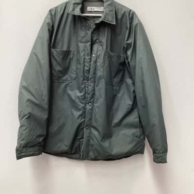 Zara Mens  Size L Khaki jacket, front button up shirt 
