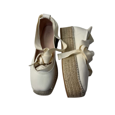 Jo Mercer Womens  Size 36 Cream tie up shoes