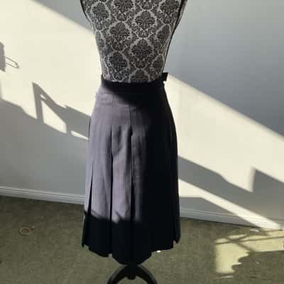  Womens  Size 8 Maxi Skirt Navy Blue 