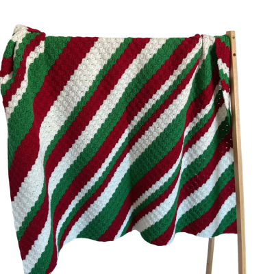 Crotched colourful blanket -approx 120x130 cm