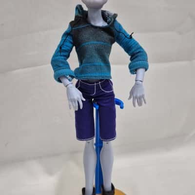 Monster high doll
