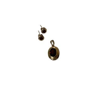 Garnet Studs & Pendant Set 9ct Gold 