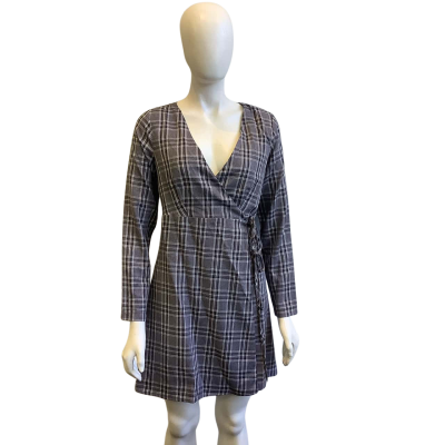BNWT Atmos&Here Women's Size 8 Briley Long Sleeve Wrap Dress Gingham