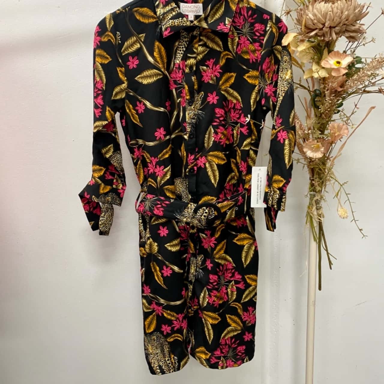 dancing leopard silkfred