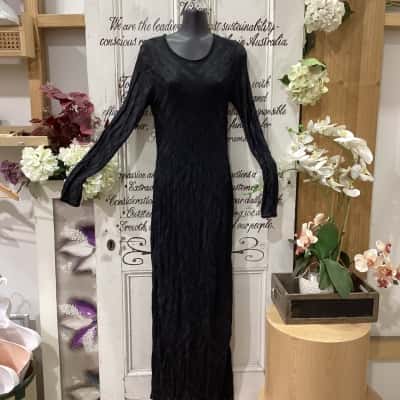 Sass & Bide Brand! NWOT A BODY HUGGING SHIMMER LONG SLEEVED MAXI DRESS! Womens  Size XL Bodycon Dress / Long Sleeve Dress / Maxi Dress Black  