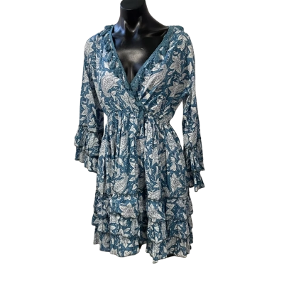  Lily T  Size M Casual Dress Blue / Floral 