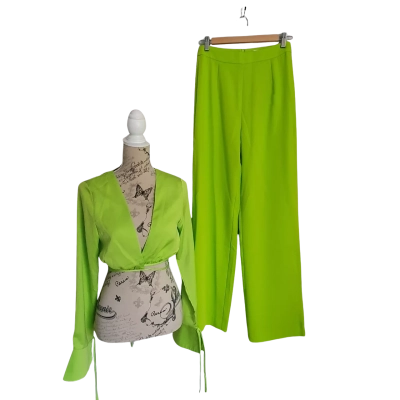 Meshki Womens  Size S Ankle Length Pants + Crop Top Set Lime Green BNWT