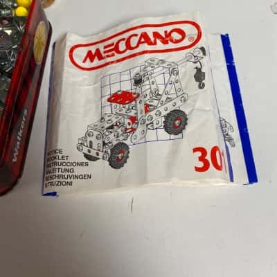 Meccano Tow Truck DIY Model 