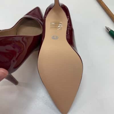 Novo Womens  Size 5 Heels Beige / Maroon 