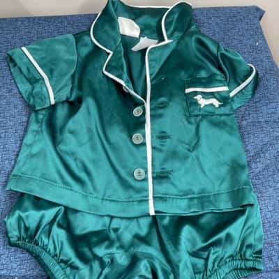 Peter Alexander Kids  Size 000 PJs Green / White 