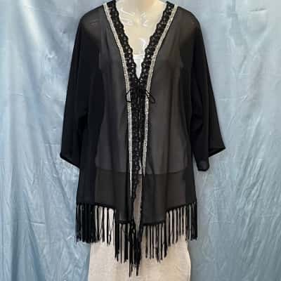 Taking Shape Womens  Size 14 Black  / White/sequins