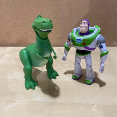 ToyStory Rex and Buzzlightyear figures