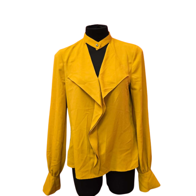 Cue Womens Size 8 Mustard Top