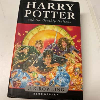 Harry Potter and the deathly hallows hardcover book
