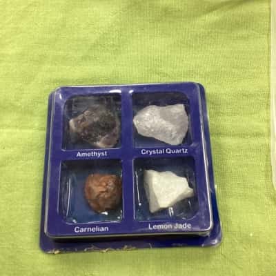 4 x crystals 