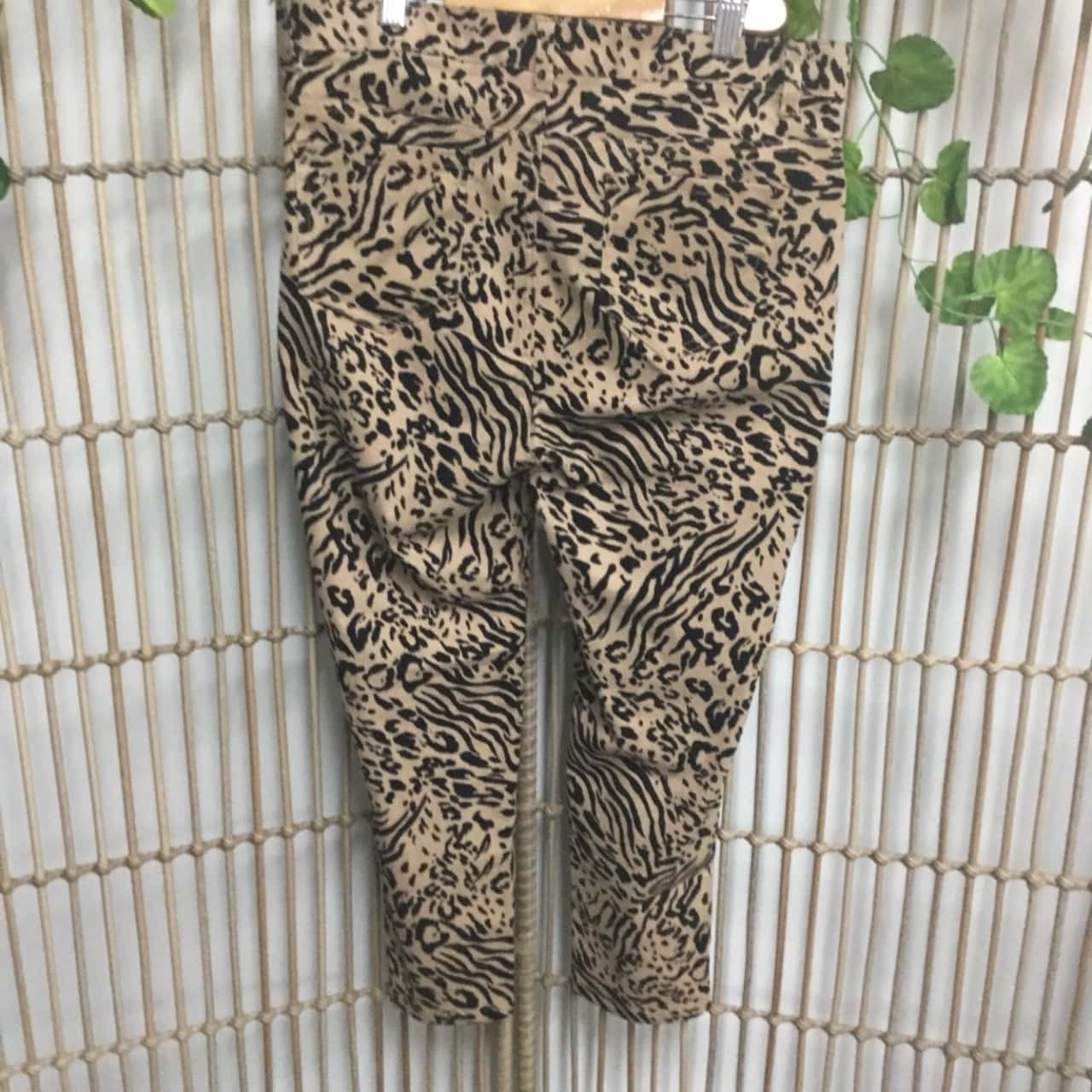 Rockmans Womens Size 12 Animal print Pants