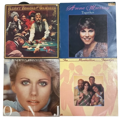 4 assorted vinyls. kenny Rogers, Anne Murray, olivia newton john 