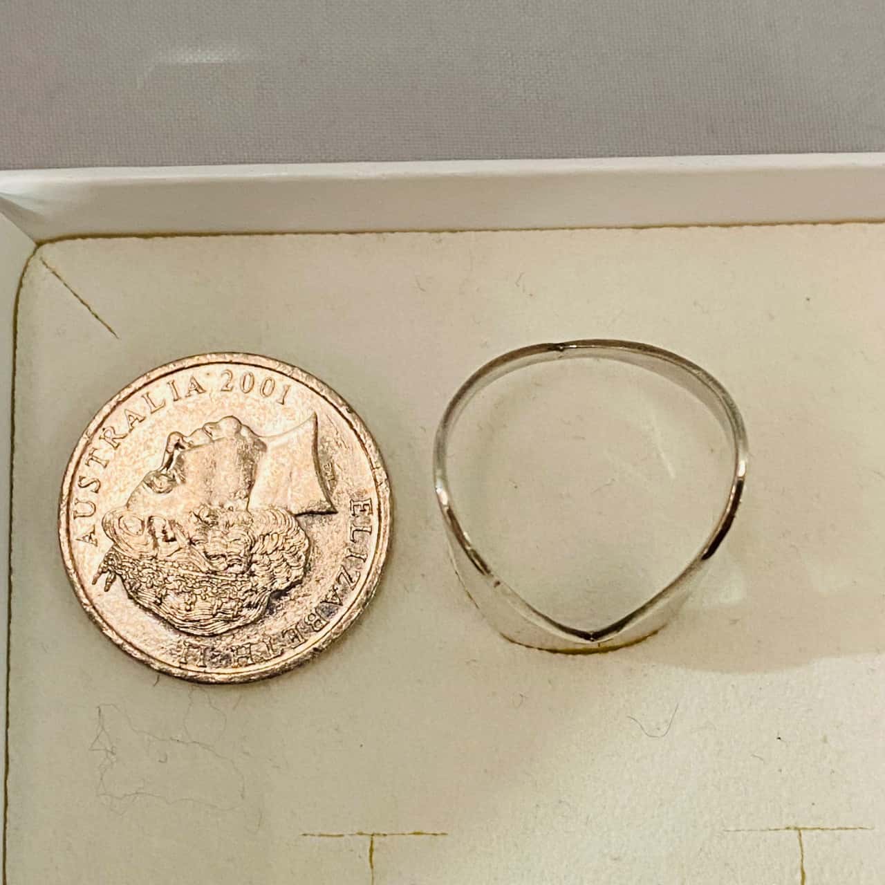 925 Silver Point Ring (s)