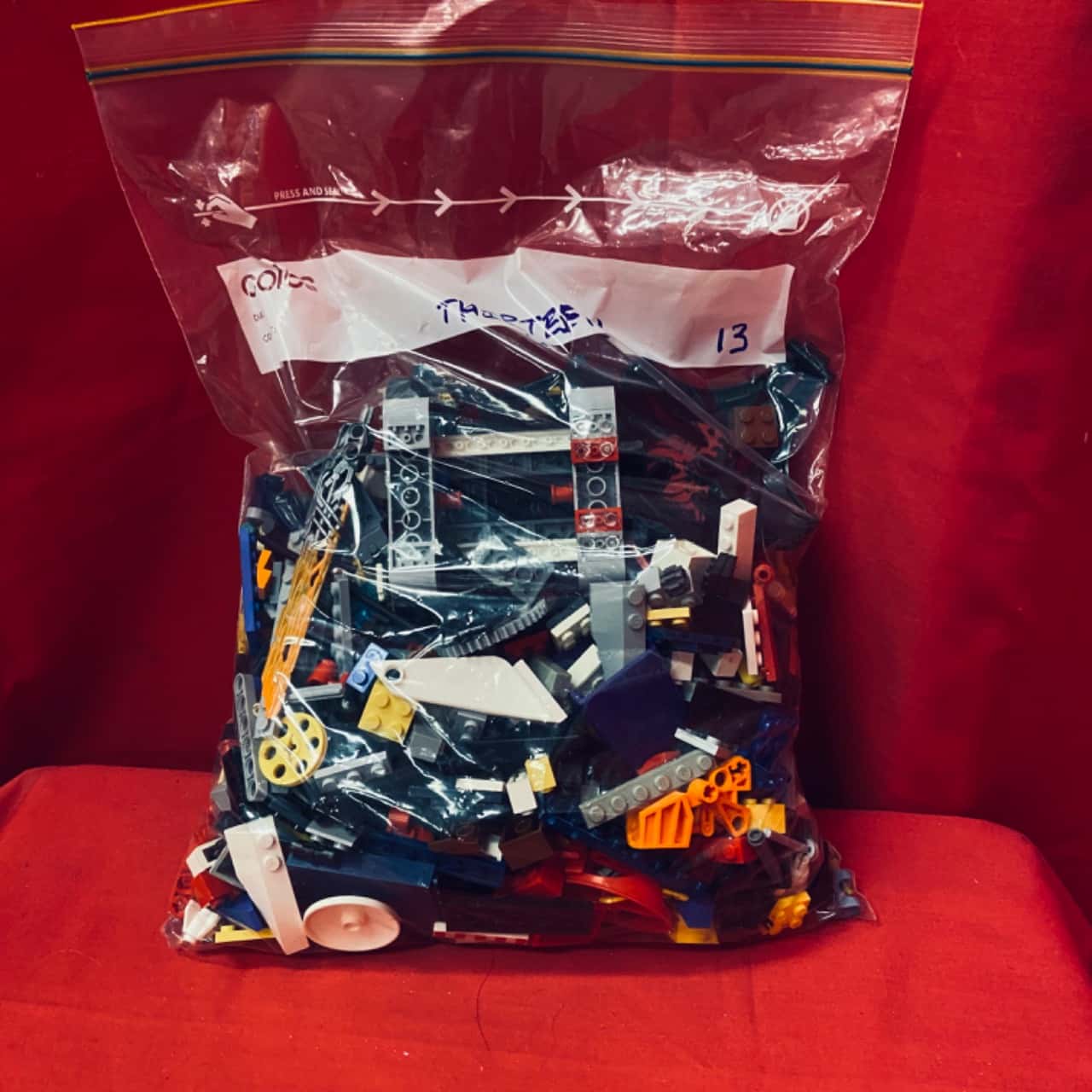 1Kg Mixed Bag of Lego (s)