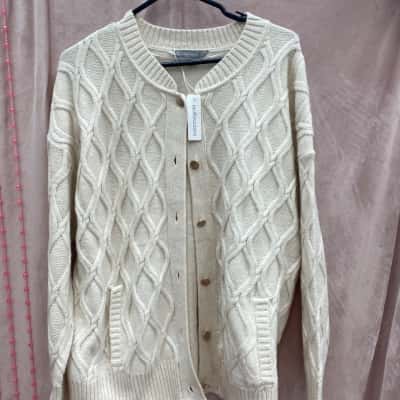 Suzanne Grae  Size XXXL Cardigan in Cream 