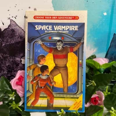 Space Vampire collectable book 1987
