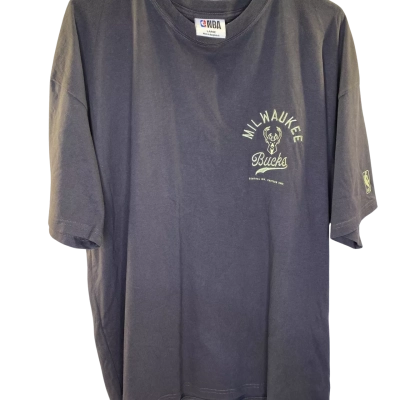 NBA Mens  Size L Short Sleeve T-shirt Grey 