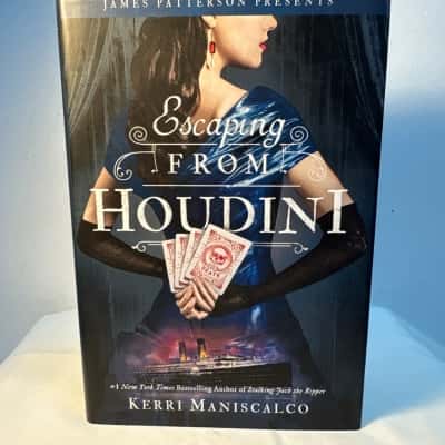 Escaping from Houdini - Kerri Maniscalo 