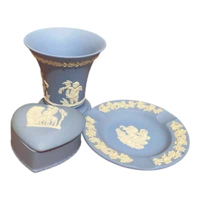 Blue Jasperware x 3 peices 
