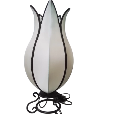 Baby flowering lotus lamp