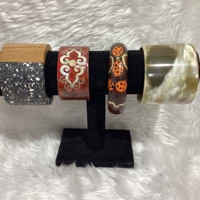  Womens Cuff Bracelet Multicoloured & bangles