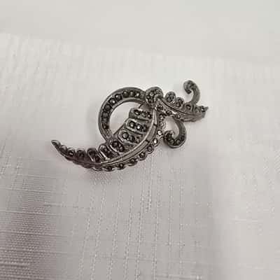  Womens 1930's Vintage Marcasite Brooch 