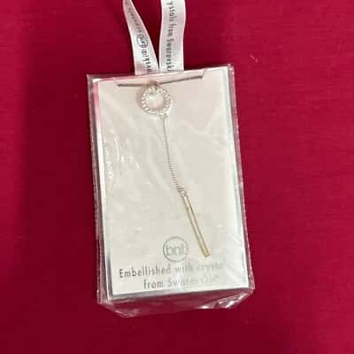 Bras N Things Women's Embellished with Crystals from Swarovski Necklace 