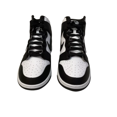 Mens Nike Size 13 Black  / White Sneakers