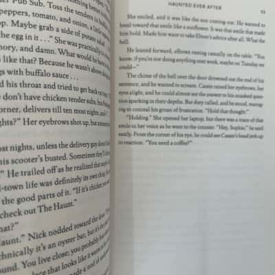 Haunted ever After, Jen Deluca 