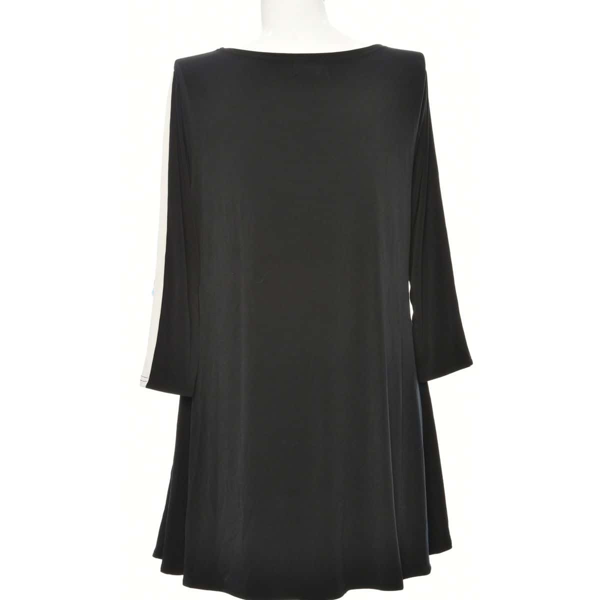 alfani black and white top