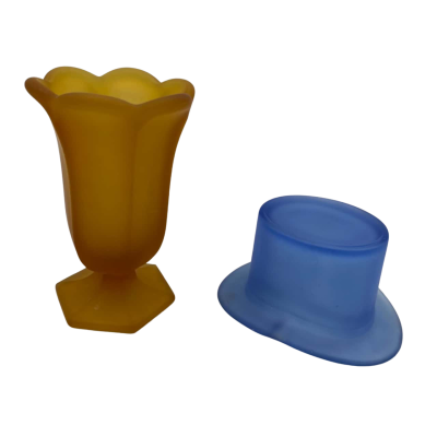 Vintage Frosted Blue Top Hat Ashtray & 13cm Amber Vase