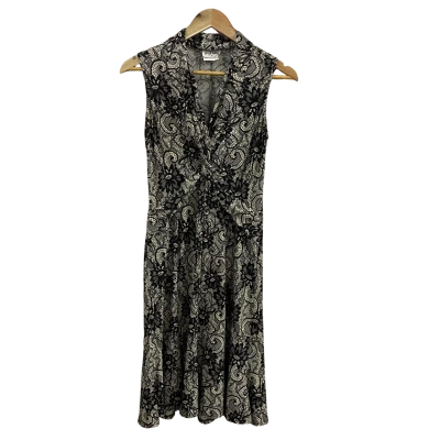 Joseph Ribkoff Womens  Size 8 V-Neck Twist Sleeveless Dress Black/White Floral