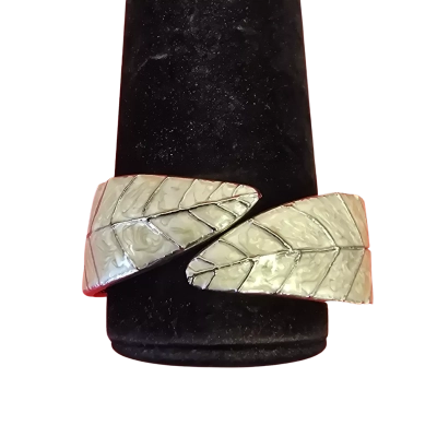 Womens Leaf Hinged Bangle Oval Shape