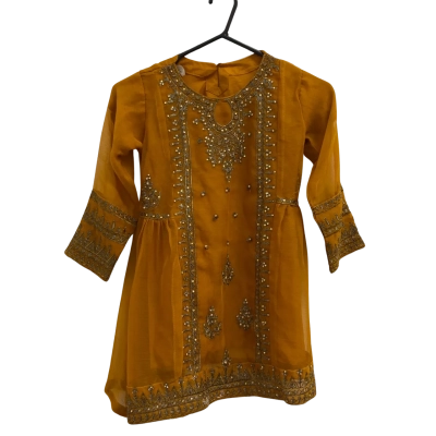 Sha Posh Shalwar Kameez Festive Suit.  Size 28.  This would fit a 7-8 year old child