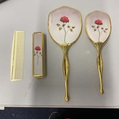 Vintage vanity set