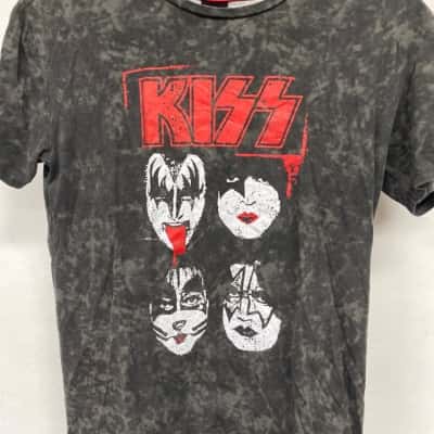 Kiss Womens  Size 12 T-shirts Black  