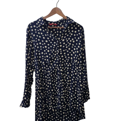 Tigerlily Women's Size 10 Shirt Dress Navy Blue / Pattern 