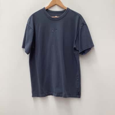 Nike Mens  Size L  T Shirt Navy Blue 