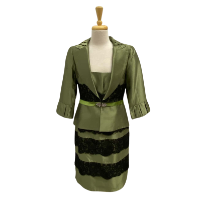 BJC Mother Of The Bride Set. Size 10. New with tag.